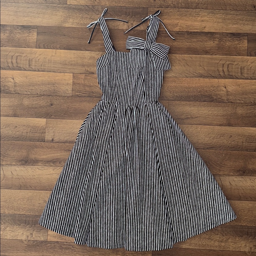 Vixen By Micheline Pitt Size Extra Small Halloween Dream Swing Dress NWT Striped